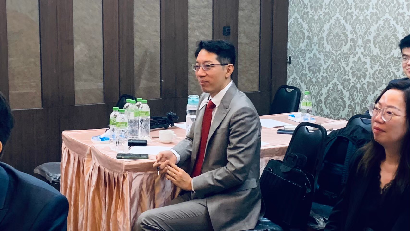 富捷第二次會議：執董 KEVIN 到場勉勵